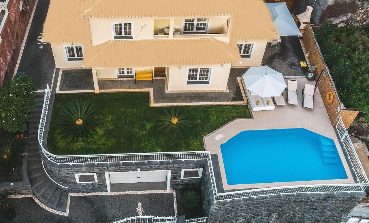 Villa Quinze - Luxurious 3 Bedroom Villa With Private Pool And Games Room & Amazing Views Понта-Делґада Екстер'єр фото